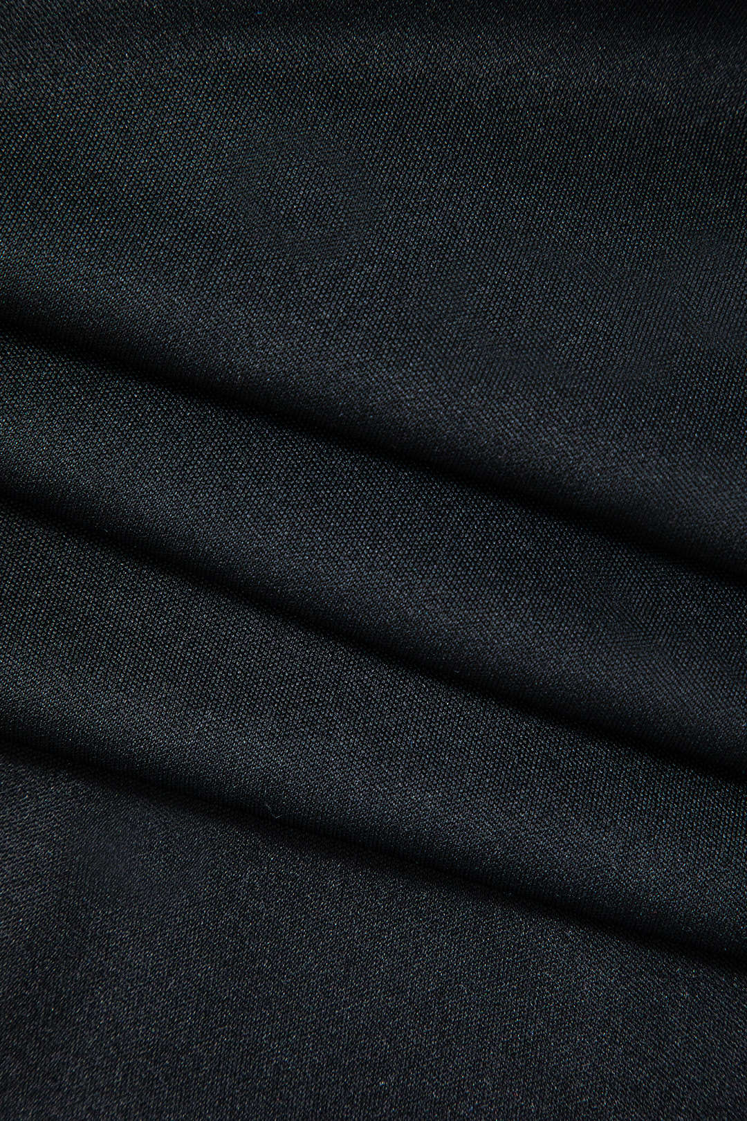 Robe à manches courtes à col en V
