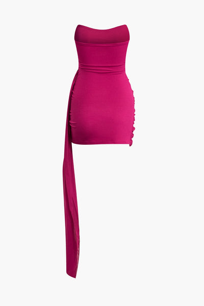 Mini robe sans bretelles froncée