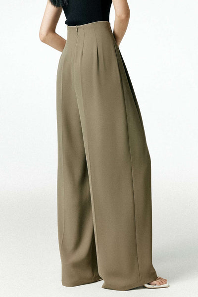 Pantalon large plissé asymétrique