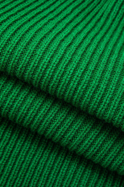 Ensemble pull à col en V et jupe
