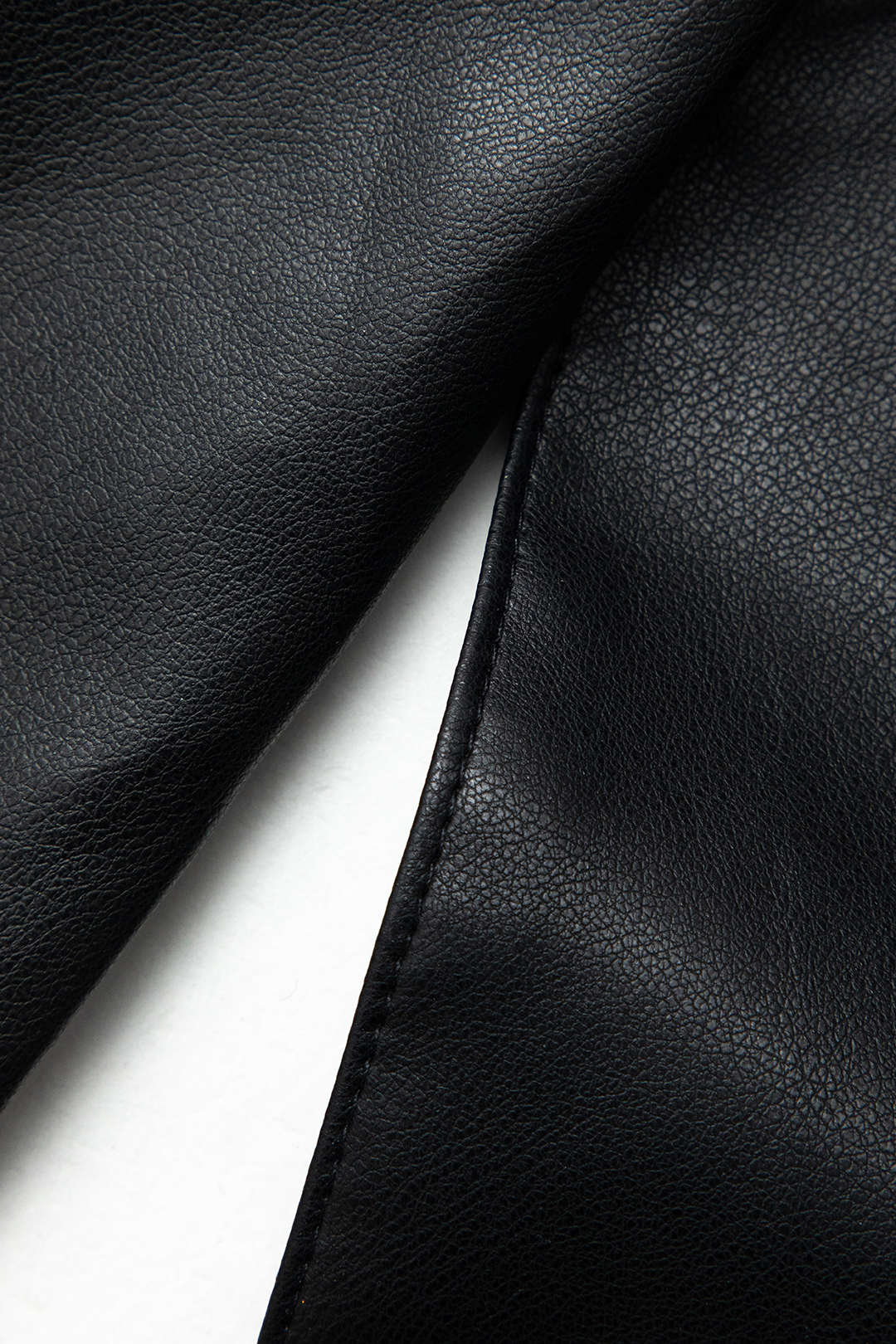 Manteau en Similicuir Ceinturé, Élégant et Oversize pour le Travail