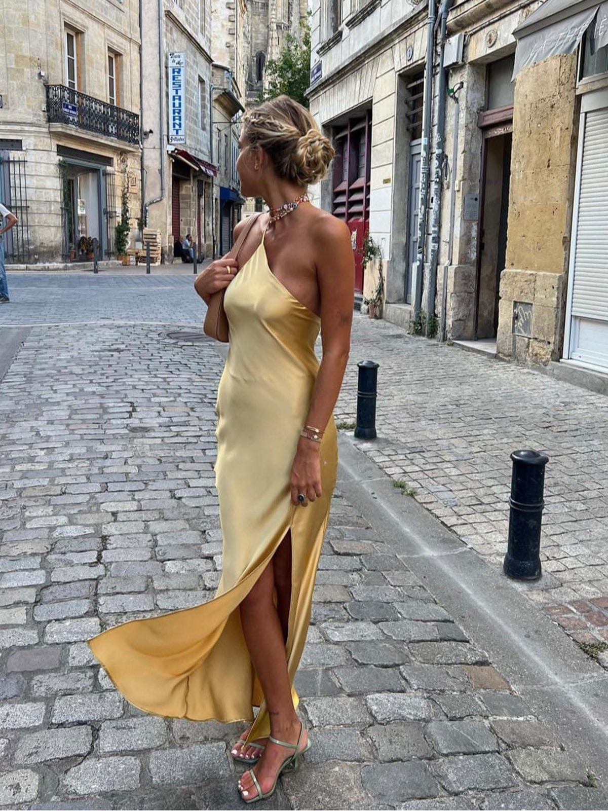 Robe de chambre satiné dos nu