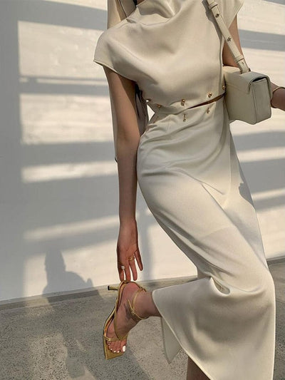 Robe midi découpée