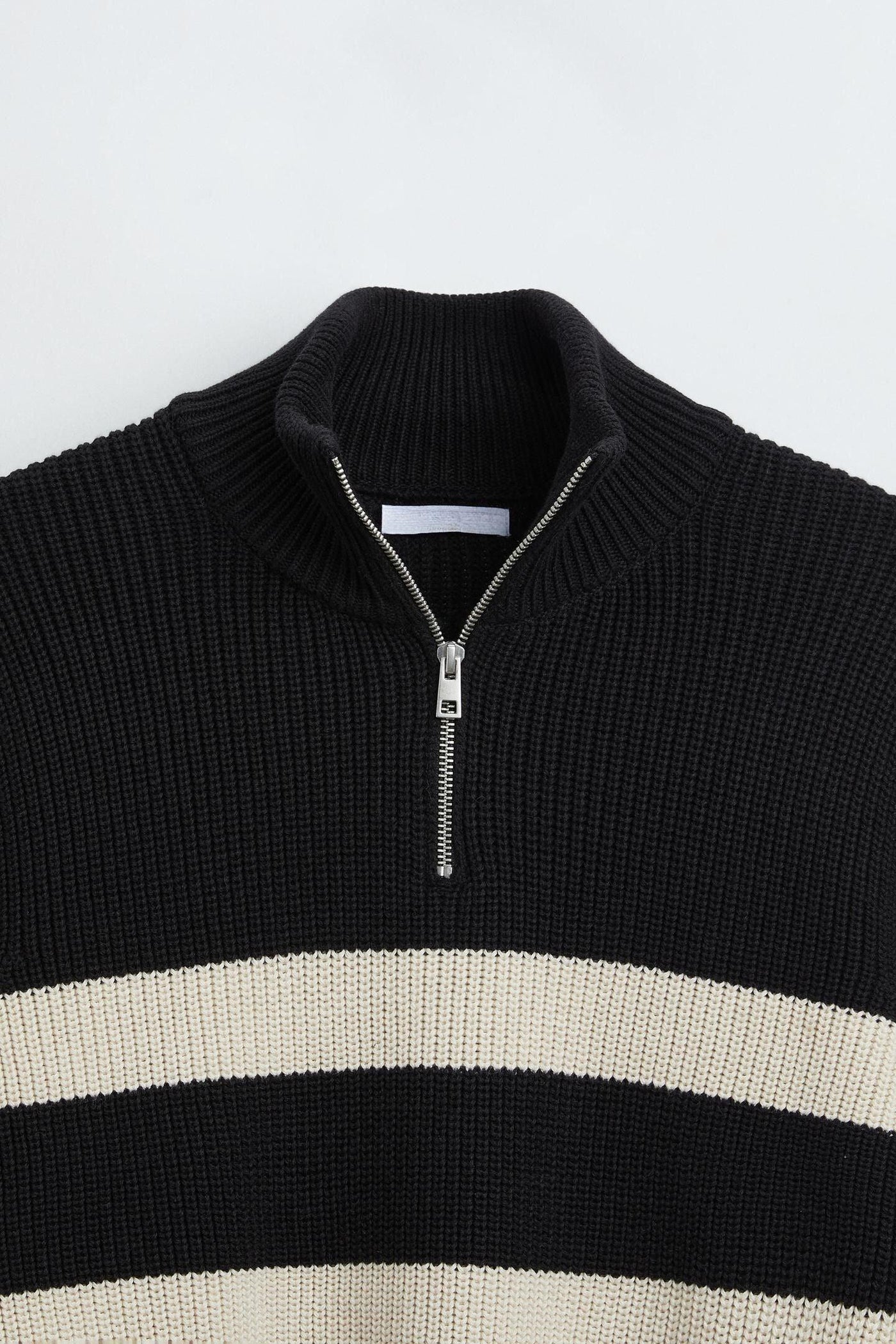 Casper - Elegant Striped Sweater