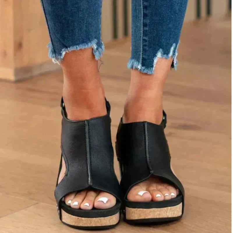 Elegant Open-Toe Wedge Sandals