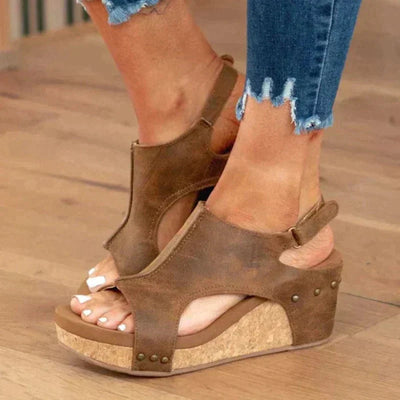 Elegant Open-Toe Wedge Sandals