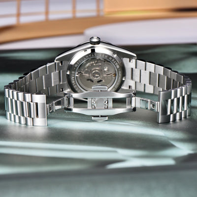 Elegant Water-Resistant Watch
