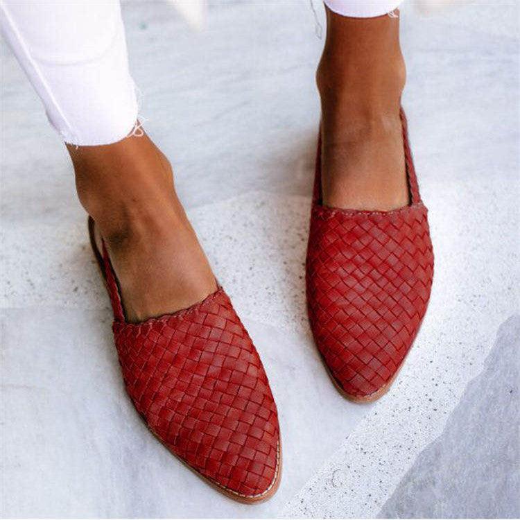 Elegant Woven Leather Flat Shoes