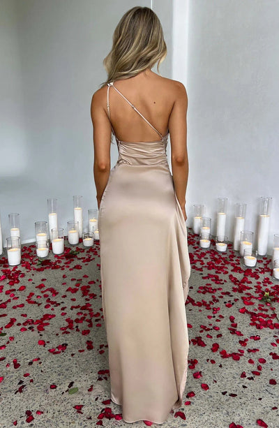 Robe longue élégante