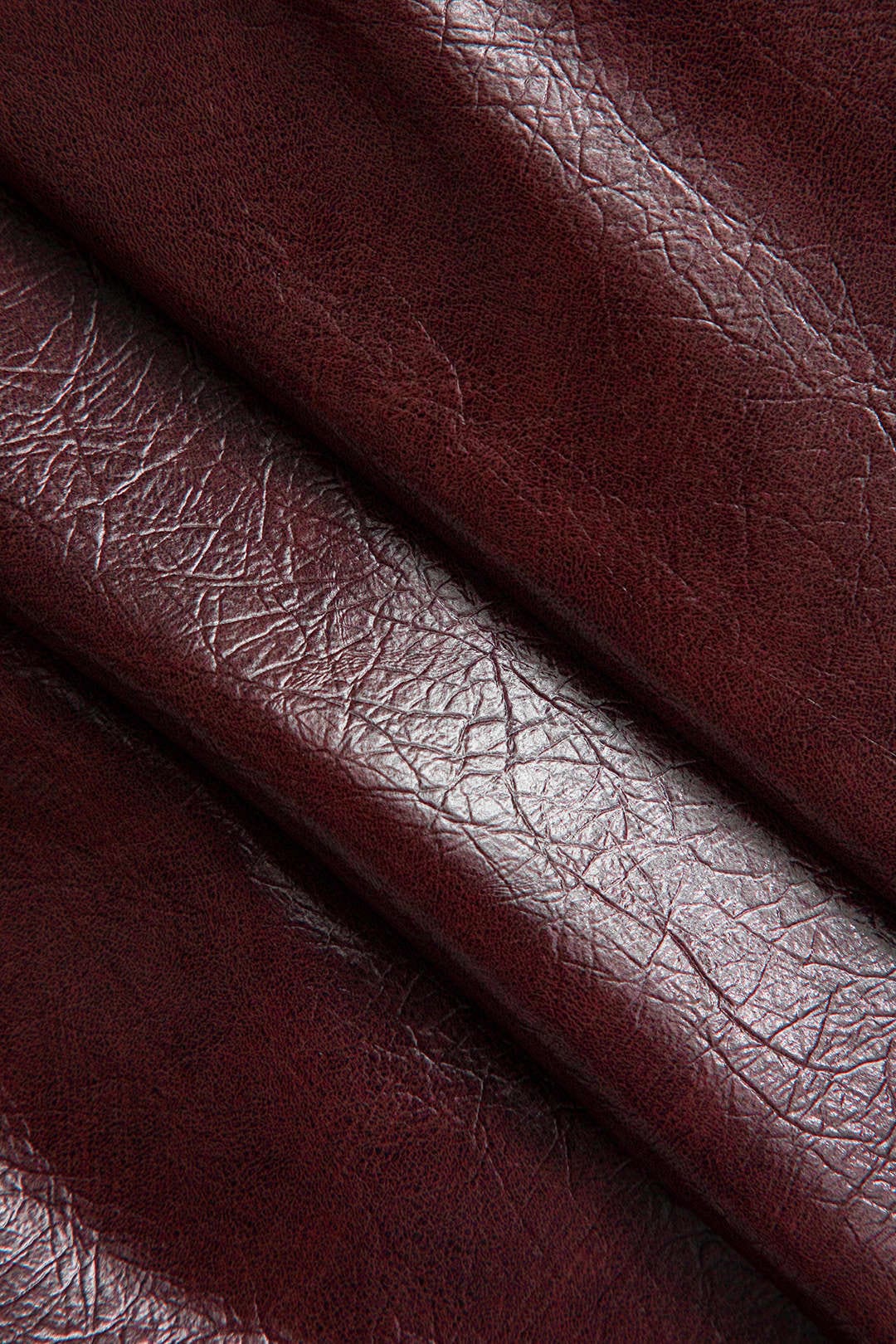 Mini robe froncée à col V