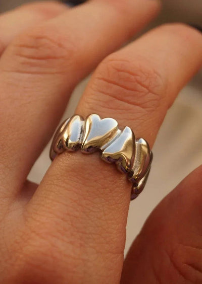 Bague à cœur enveloppant