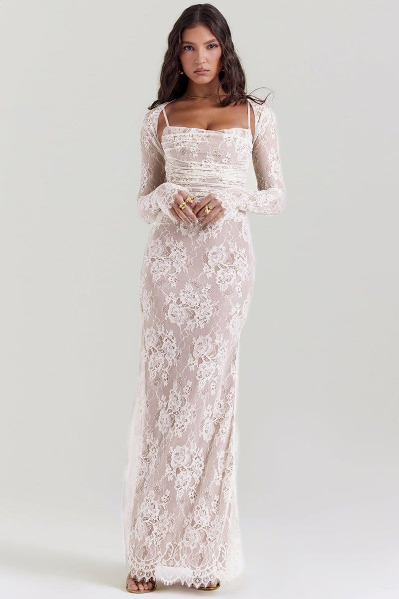 Robe longue à fleurs épaulées