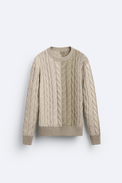 Variant image for Loose-Fit Cable Knit Sweater-1